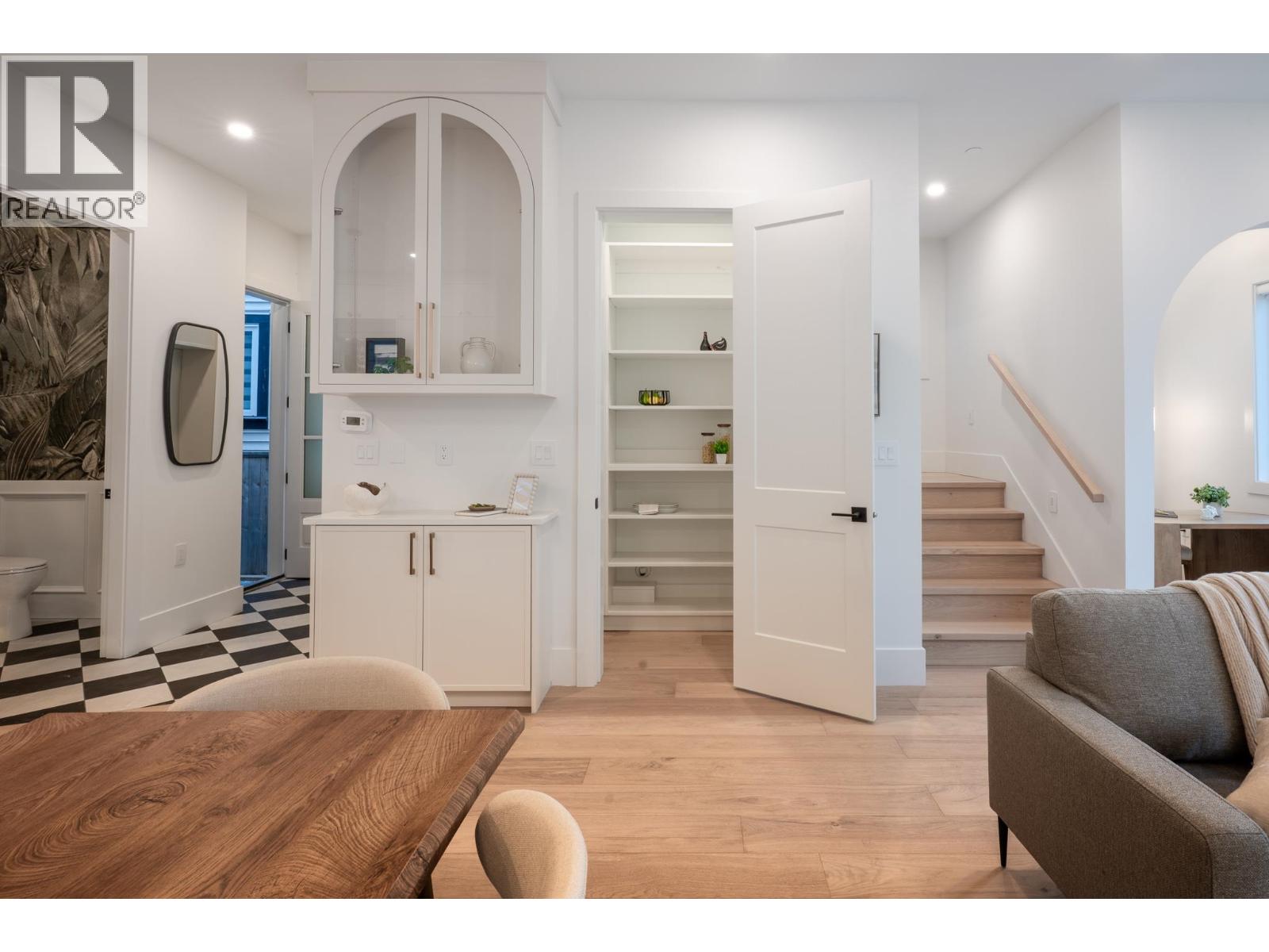 101 2259 Lobb Avenue, Port Coquitlam, British Columbia  V3C 1M5 - Photo 12 - R3145637