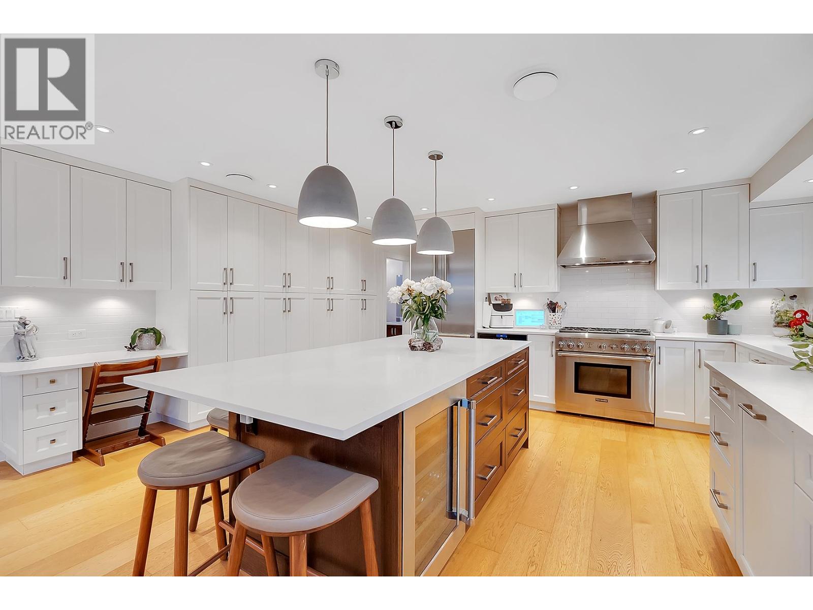3706 Southridge Place, West Vancouver, British Columbia  V7V 3H8 - Photo 13 - R3145586