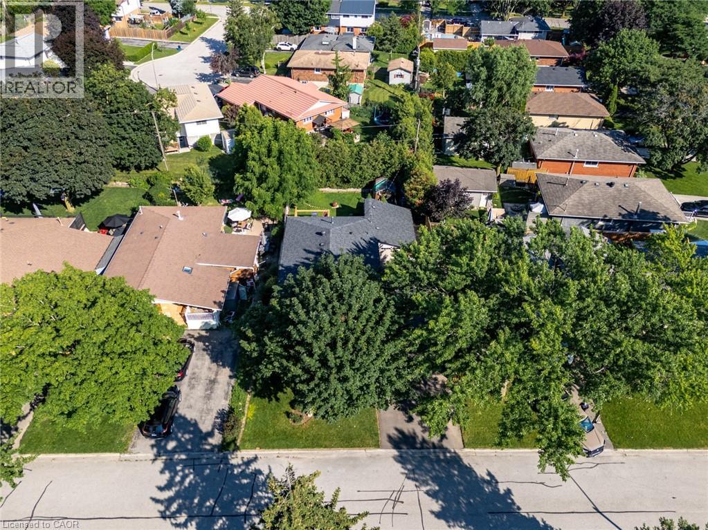 1315 Rosemary Crescent, Burlington, Ontario  L7P 2P3 - Photo 33 - 40847296
