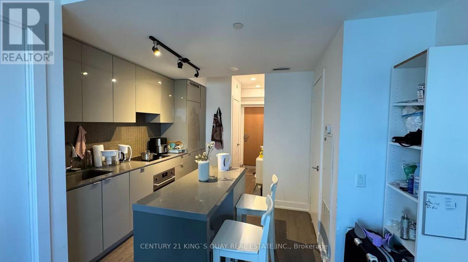 1801 - 7 Grenville Street, Toronto, Ontario  M4Y 0E9 - Photo 9 - C13558154