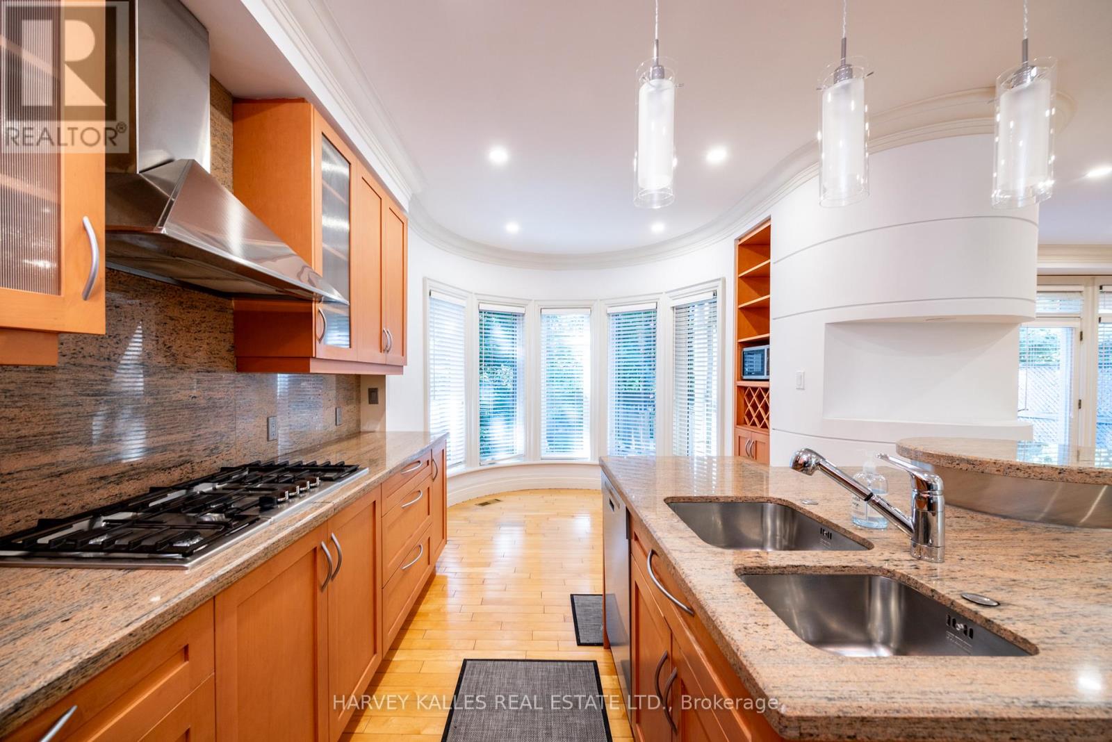 495 Deloraine Avenue, Toronto (Bedford Park-Nortown), Ontario  M5M 2C1 - Photo 16 - C13558170