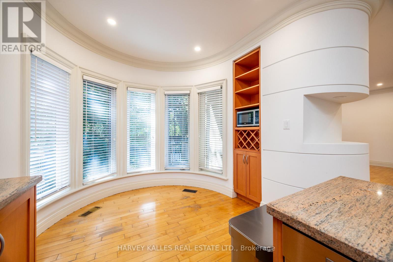 495 Deloraine Avenue, Toronto (Bedford Park-Nortown), Ontario  M5M 2C1 - Photo 18 - C13558170