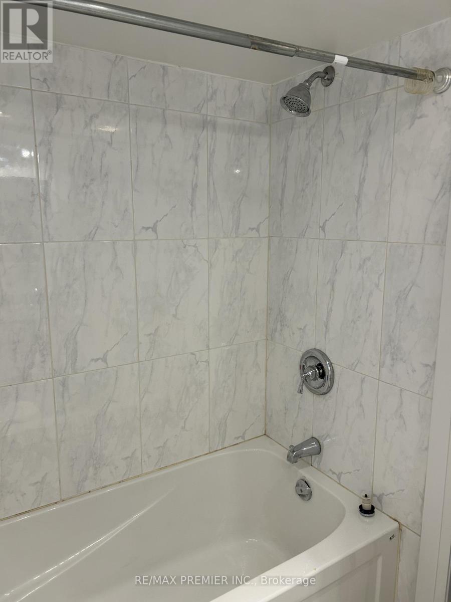 G - 1342 Pape Avenue, Toronto, Ontario  M4K 3X2 - Photo 9 - E13558176
