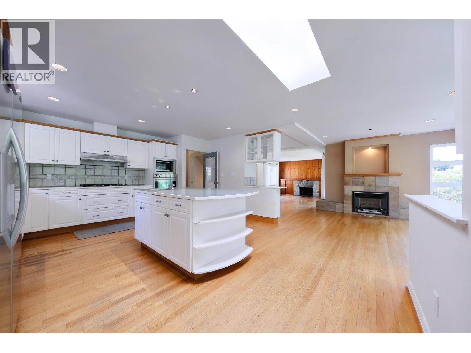 3775 Emerald Drive, North Vancouver, British Columbia  V7R 3B6 - Photo 19 - R3145523