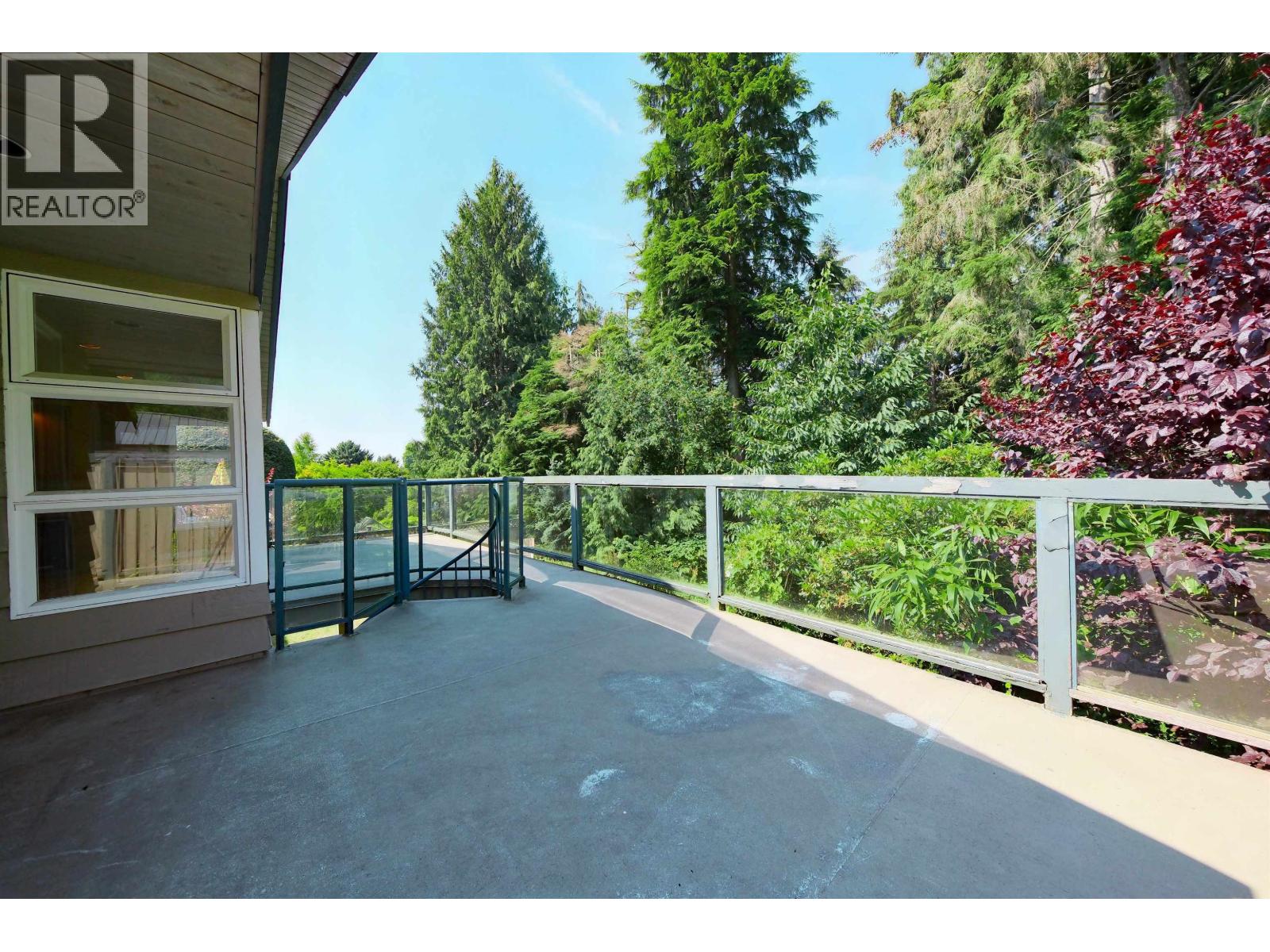 3775 Emerald Drive, North Vancouver, British Columbia  V7R 3B6 - Photo 6 - R3145523