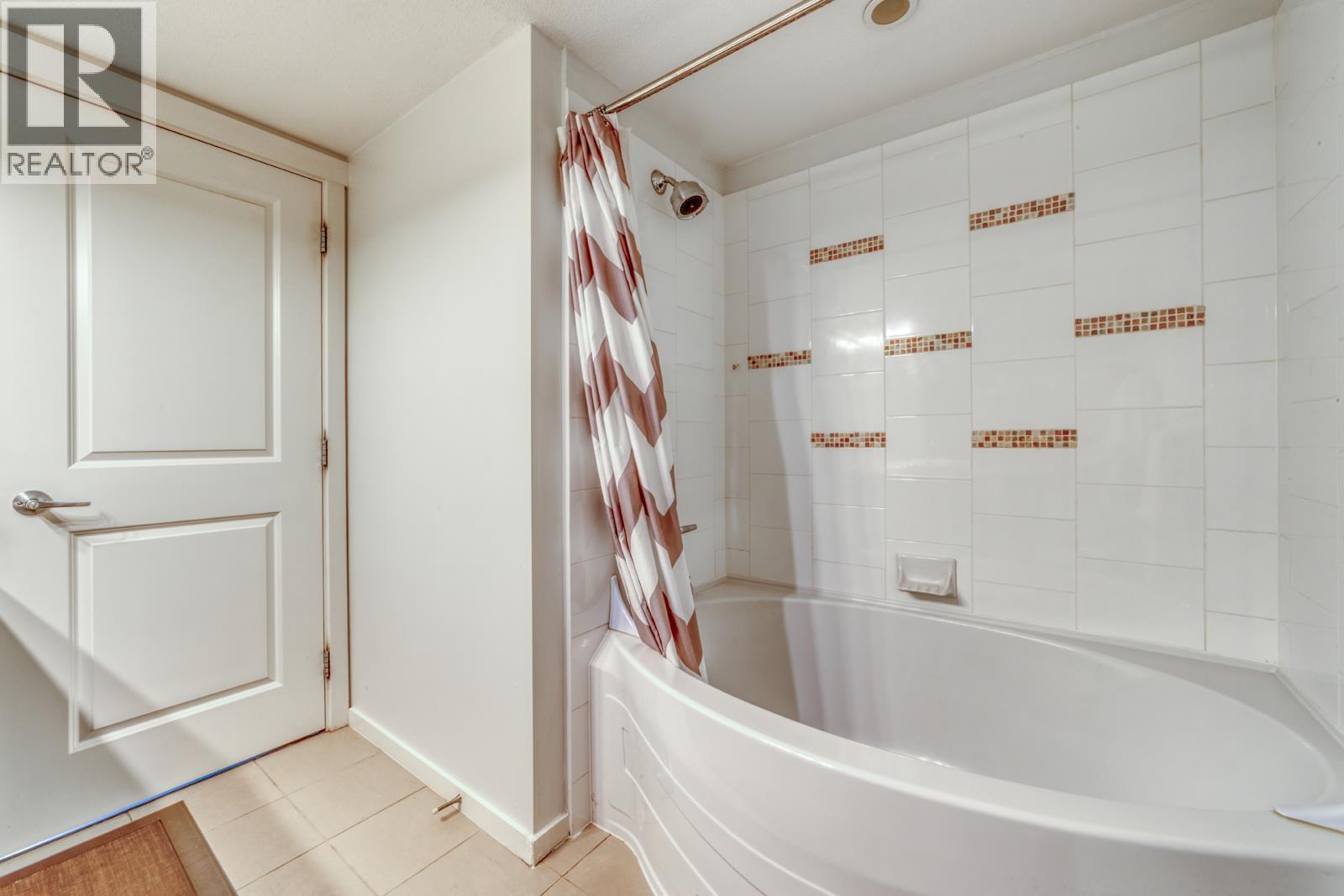 316 3132 Dayanee Springs Boulevard, Coquitlam, British Columbia V3E 0B5 - Photo 14 - R3145638