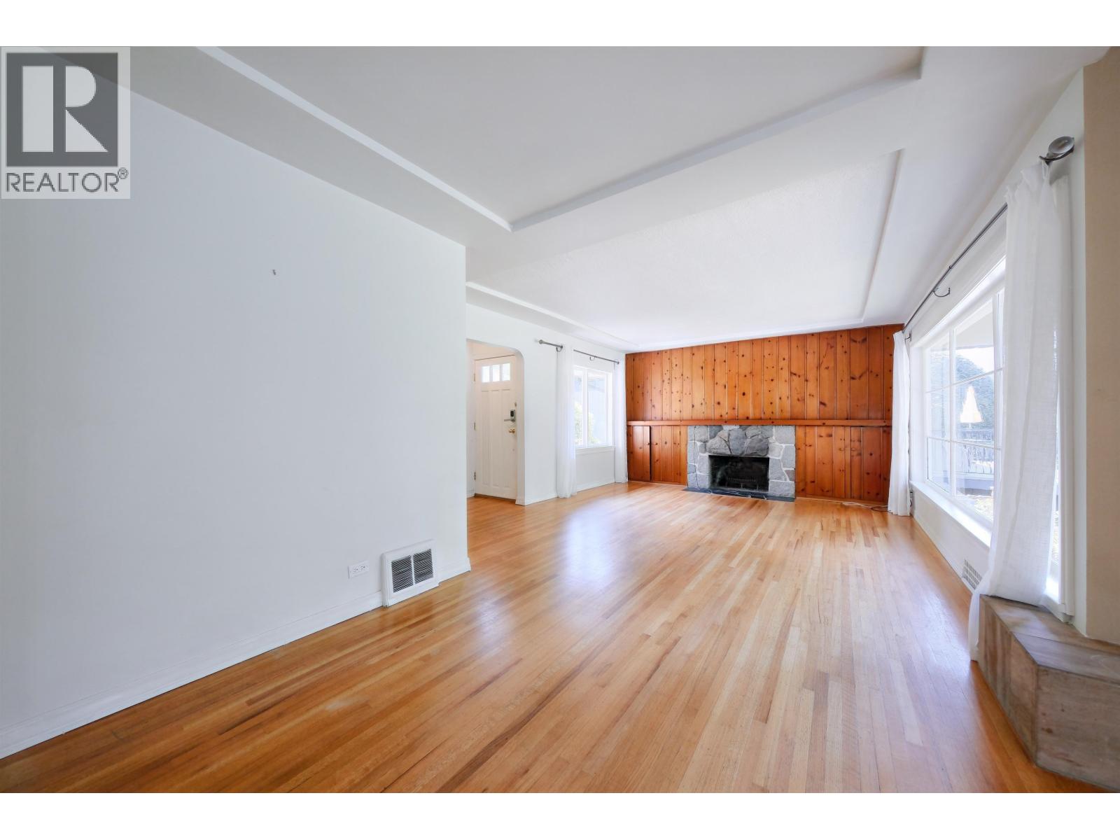 3775 Emerald Drive, North Vancouver, British Columbia  V7R 3B6 - Photo 22 - R3145523