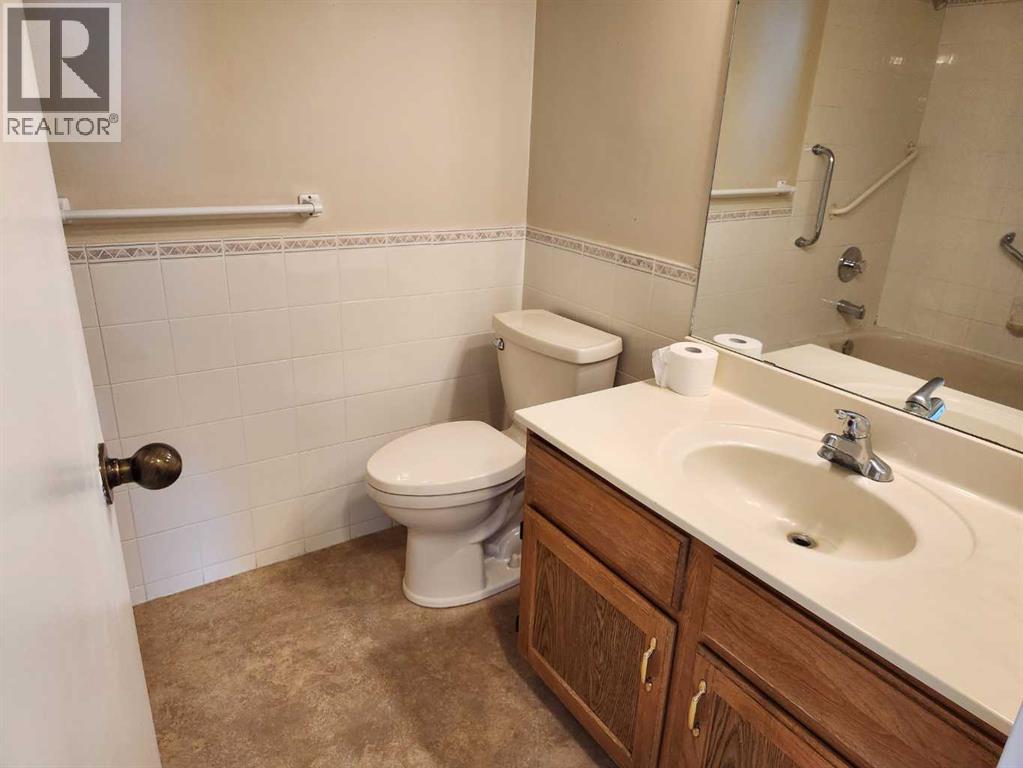 1806, 80 Point Mckay Crescent Nw, Calgary, Alberta  T3B 4W4 - Photo 15 - A2327275