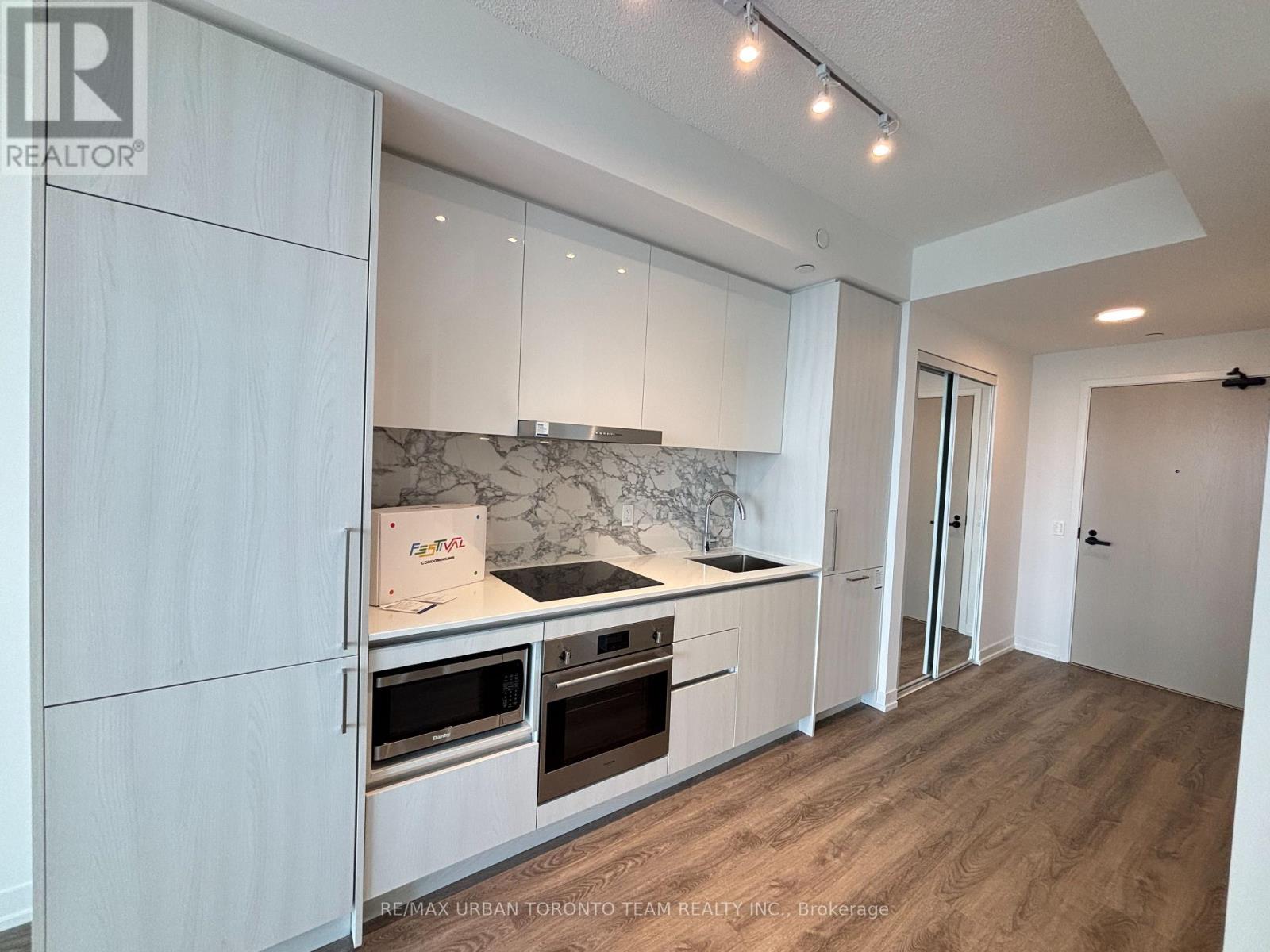 4509 - 195 Commerce Street, Vaughan (Vaughan Corporate Centre), Ontario  L4K 0P9 - Photo 2 - N13558122