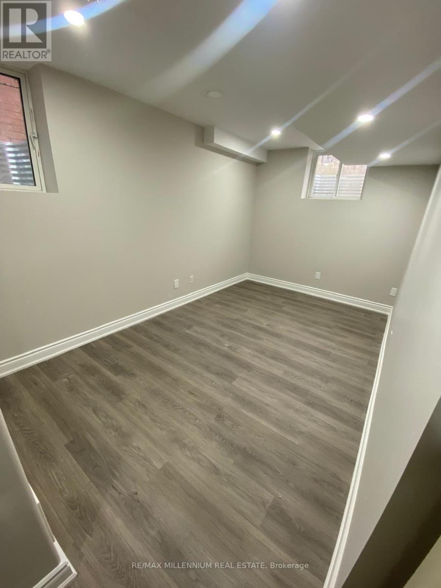 Basement - 33 Nomad Crescent, Brampton, Ontario L6Y 5N5 - Photo 3 - W13558108