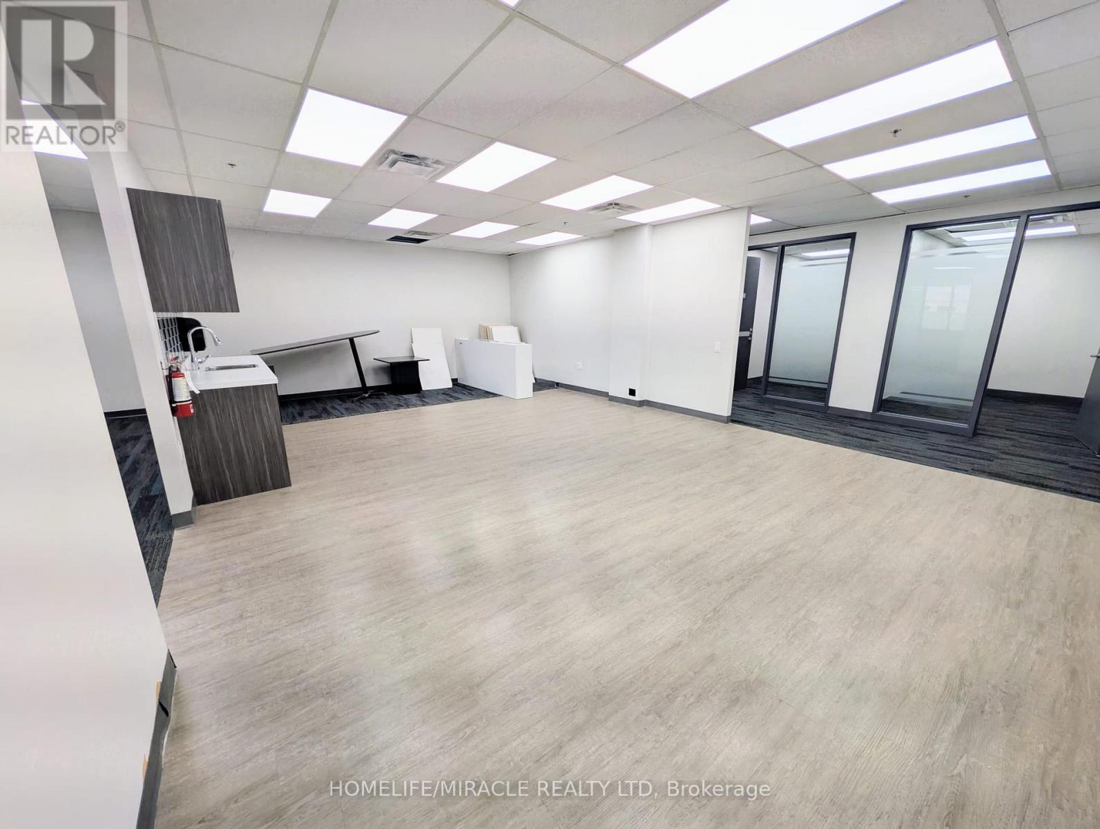 207 - 6660 Kennedy Road, Mississauga, Ontario  L5T 2M9 - Photo 7 - W13558132