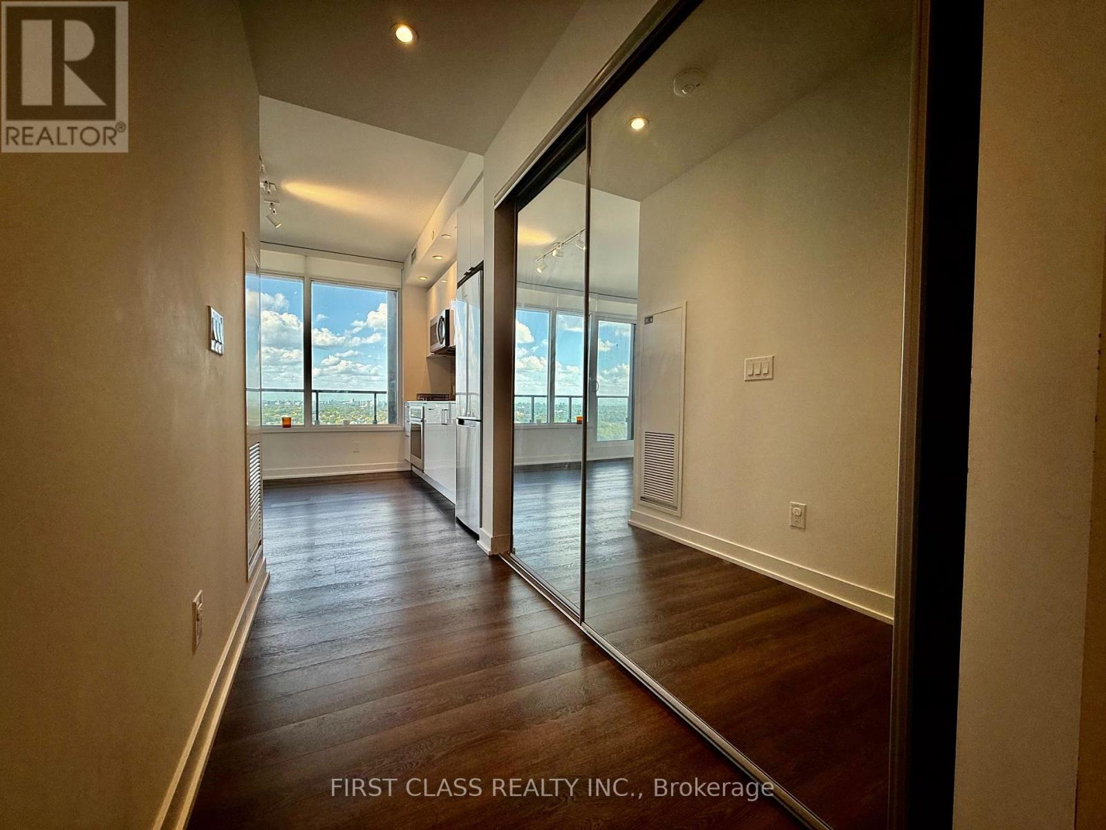 3812 - 1926 Lake Shore Boulevard W, Toronto (South Parkdale), Ontario  M6S 0B1 - Photo 4 - W13558140