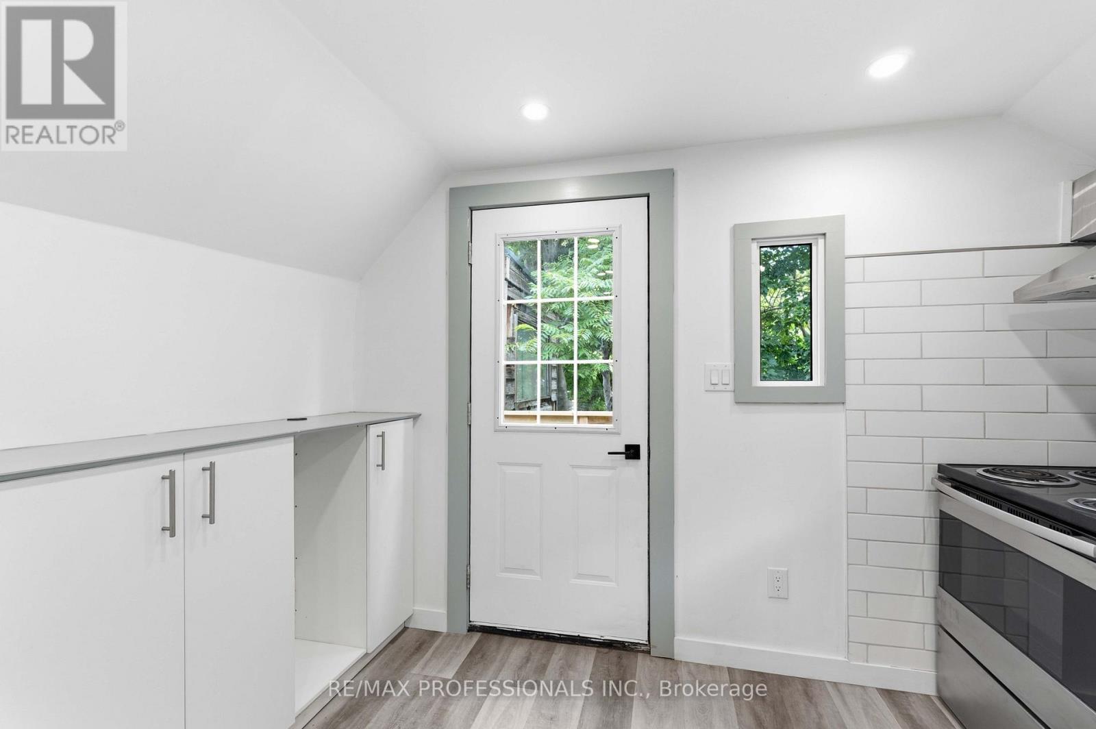 759 Barton Street E, Hamilton, Ontario  L8L 3A9 - Photo 16 - X13558092