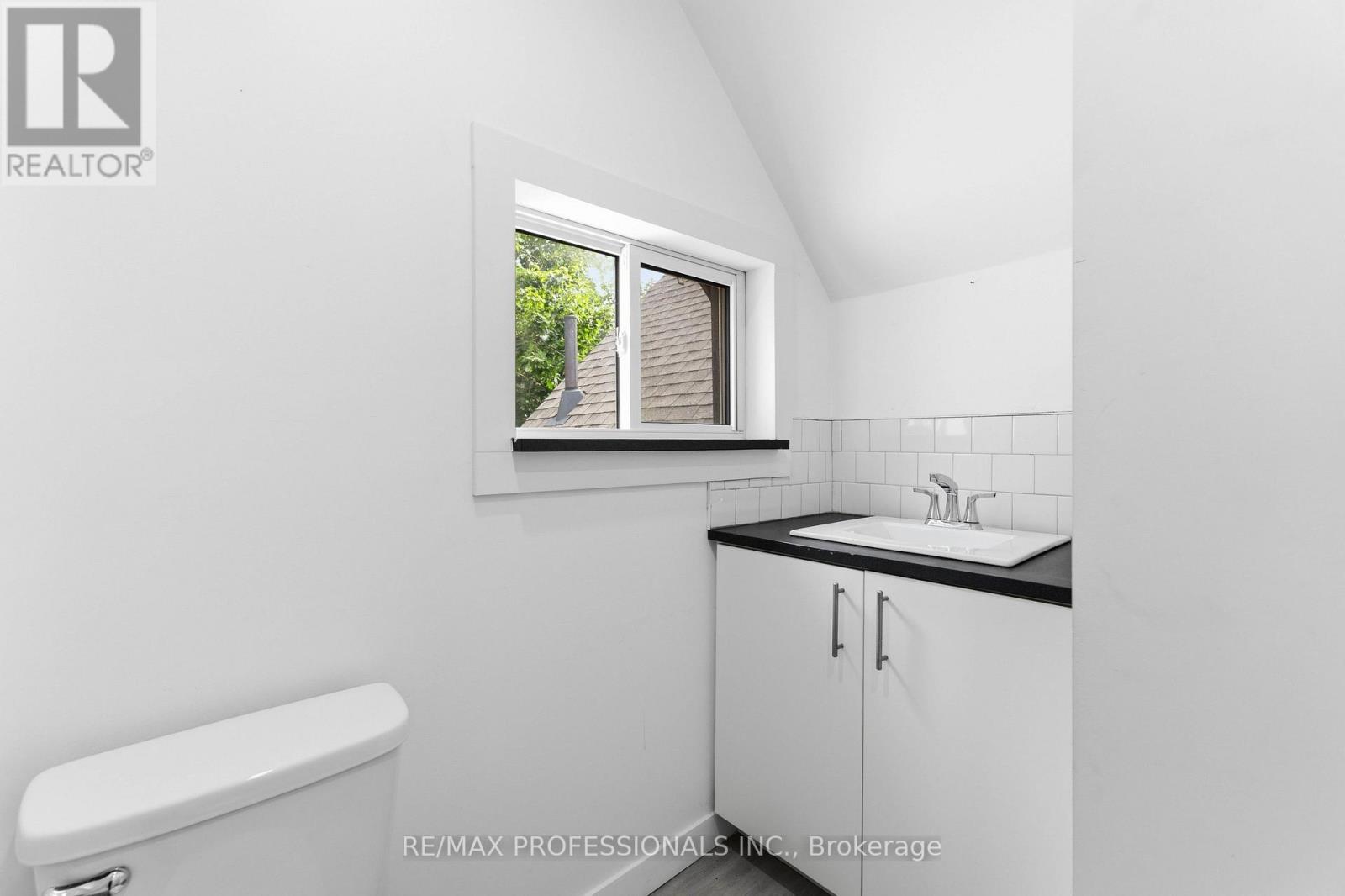 759 Barton Street E, Hamilton, Ontario  L8L 3A9 - Photo 29 - X13558092
