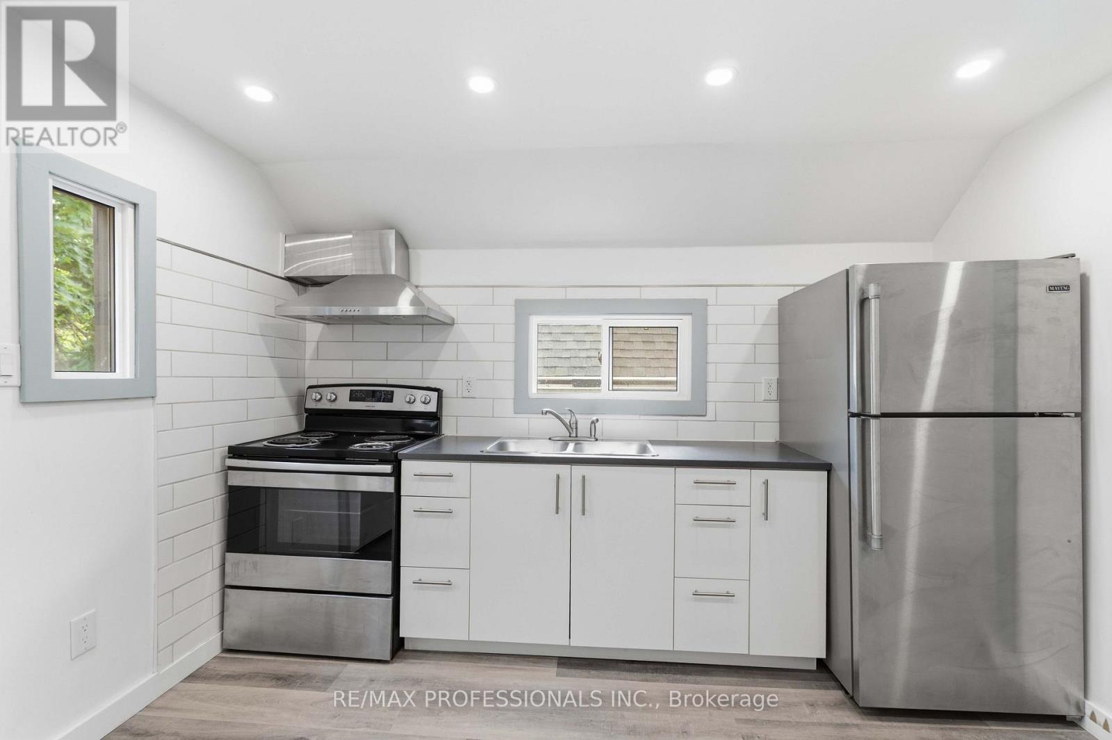 759 Barton Street E, Hamilton, Ontario  L8L 3A9 - Photo 17 - X13558110