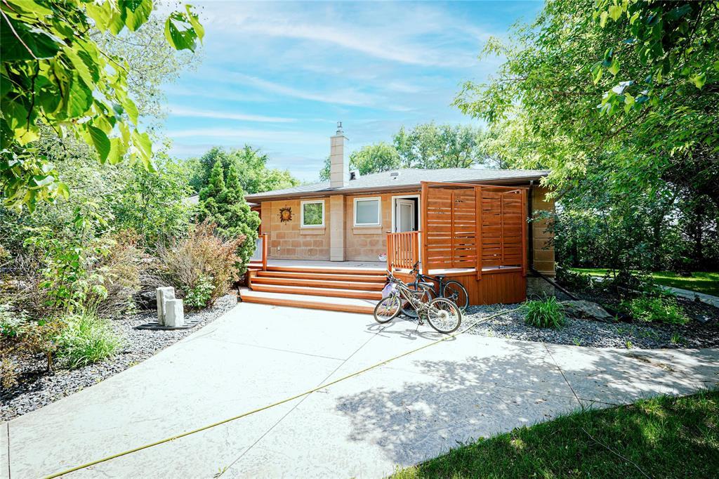 1795 Sperring Avenue, East St Paul, Manitoba  R2E 1J4 - Photo 2 - 202616380