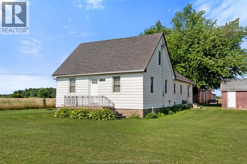 9700 Walker ROAD, Amherstburg