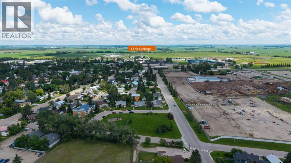 4 Richards Crescent, Olds, Alberta  T4H 1G1 - Photo 28 - A2327962