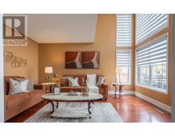 104 SUNNY MEADOW BOULEVARD, Brampton, Ontario