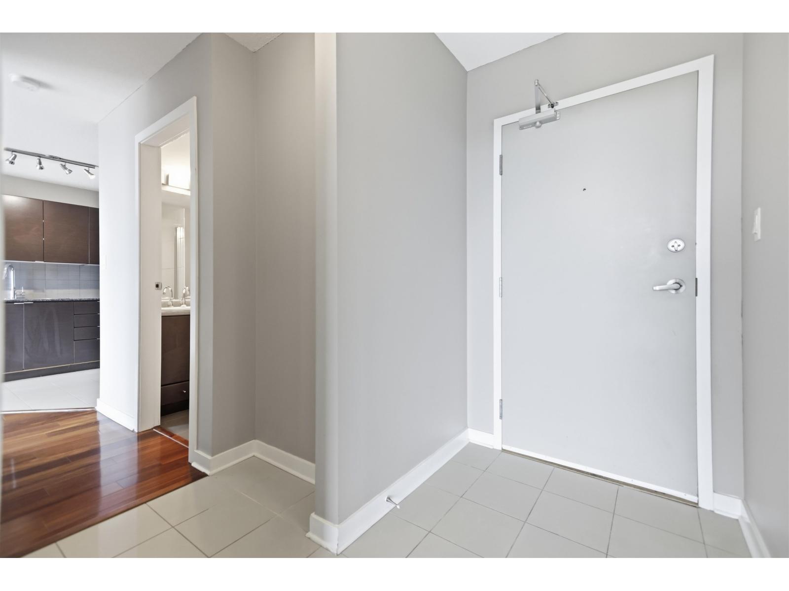 3105 13618 100 Avenue, Surrey, British Columbia  V3T 0A8 - Photo 3 - R3145685