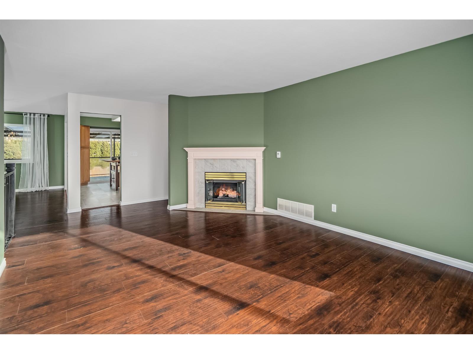 15663 107a Avenue, Surrey, British Columbia  V4N 3H9 - Photo 5 - R3145655