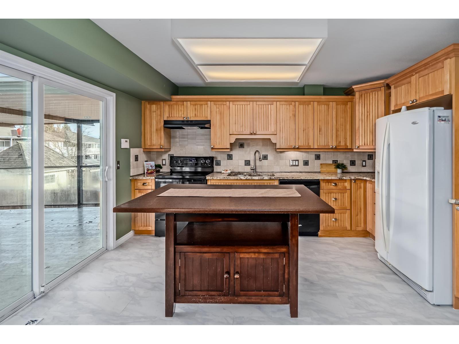 15663 107a Avenue, Surrey, British Columbia  V4N 3H9 - Photo 9 - R3145655