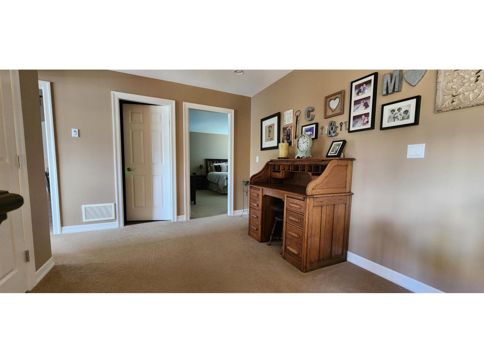 34324 White Avenue, Mission, British Columbia  V2V 0B4 - Photo 14 - R3145366