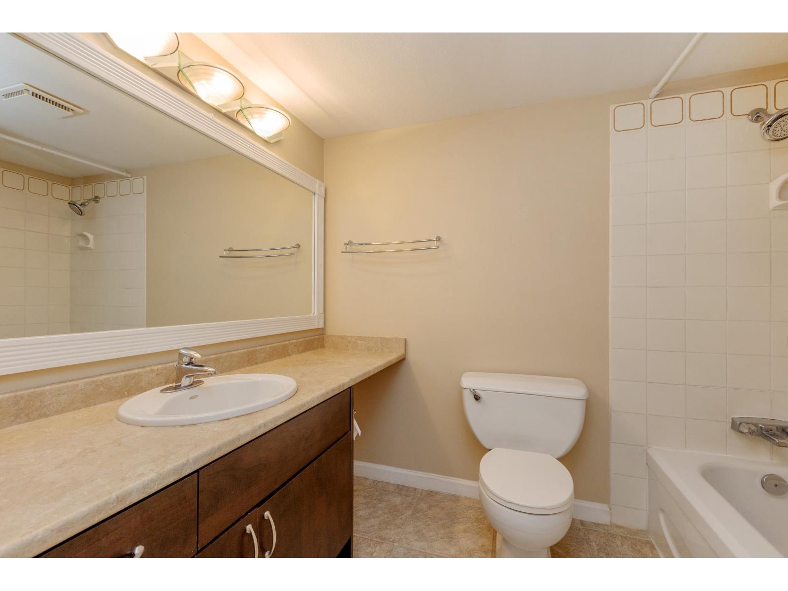 211 15282 19 Avenue, Surrey, British Columbia  V4A 1X6 - Photo 23 - R3145549