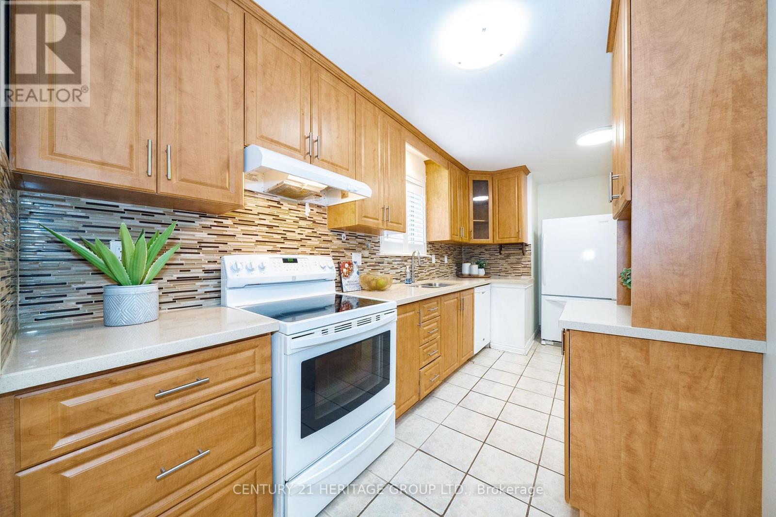 33 Elise Terrace, Toronto, Ontario  M2R 2W9 - Photo 17 - C13558236