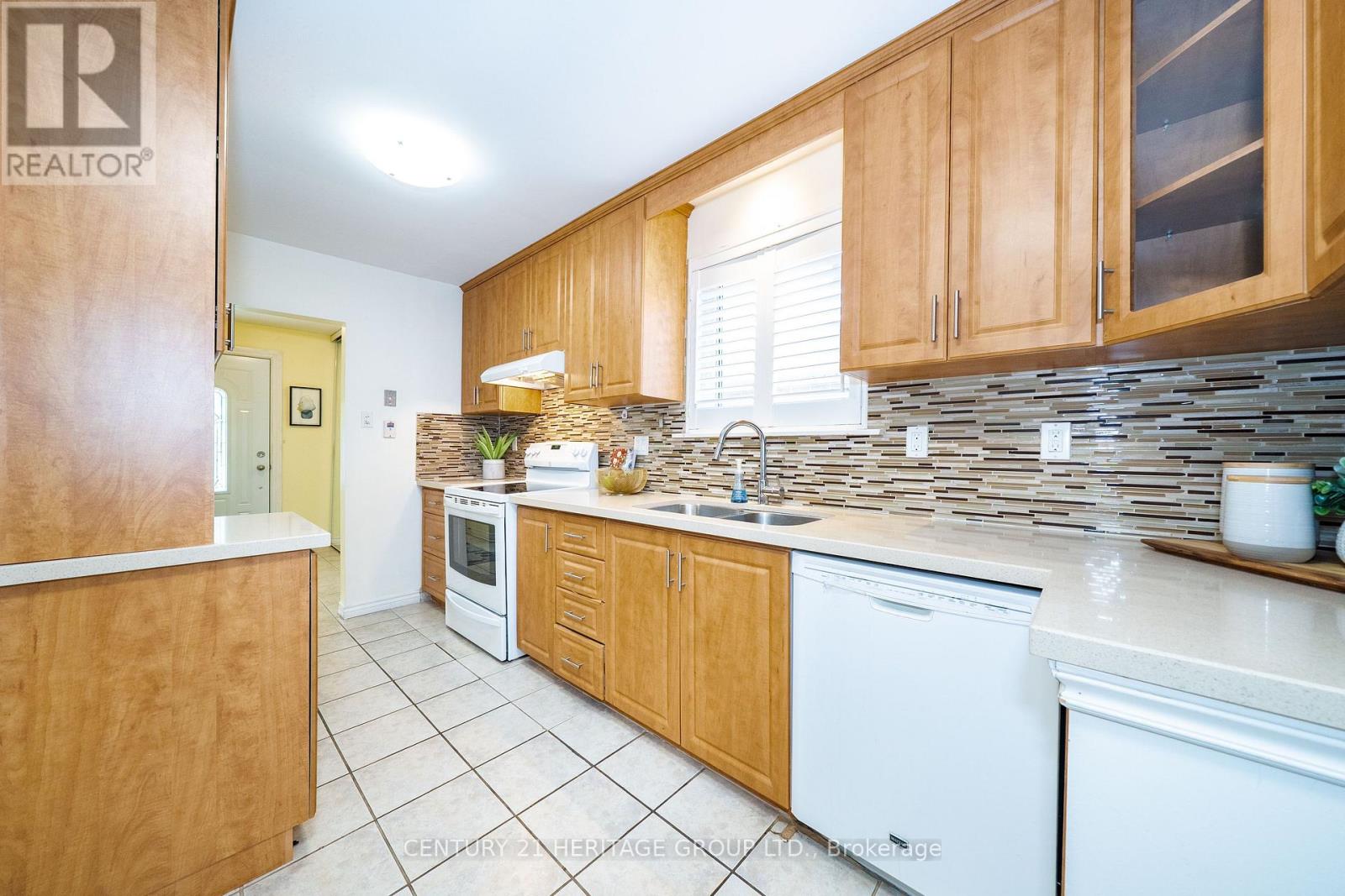 33 Elise Terrace, Toronto, Ontario  M2R 2W9 - Photo 20 - C13558236