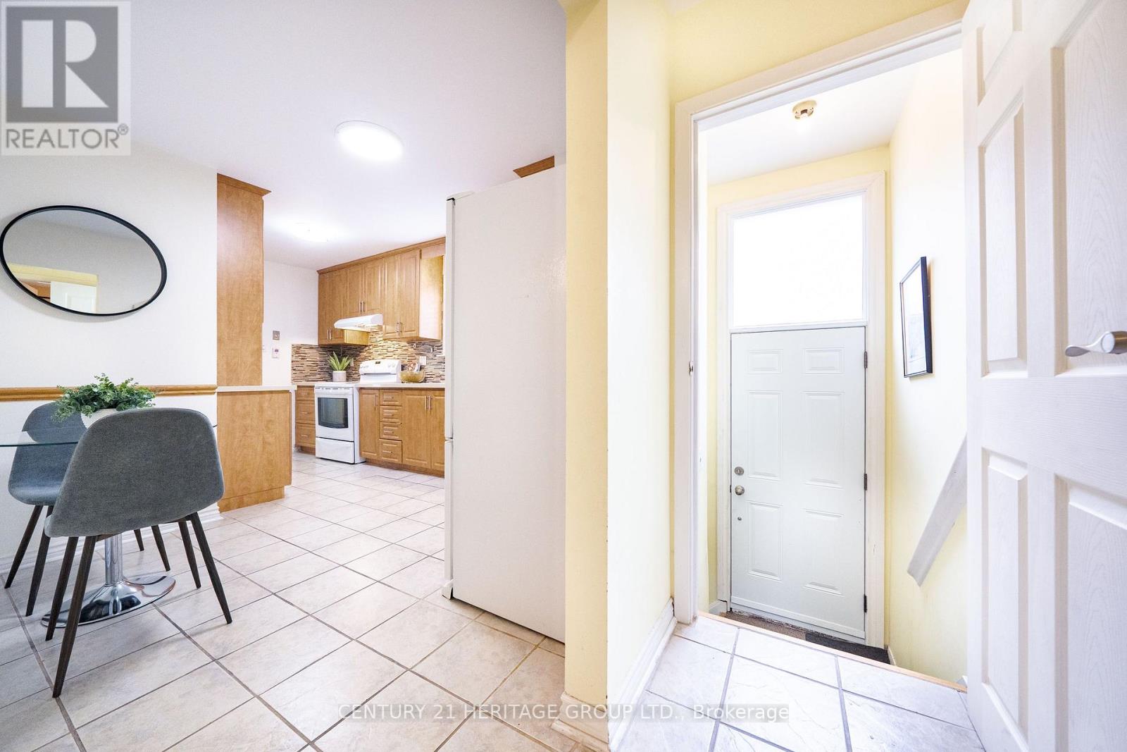 33 Elise Terrace, Toronto, Ontario  M2R 2W9 - Photo 32 - C13558236