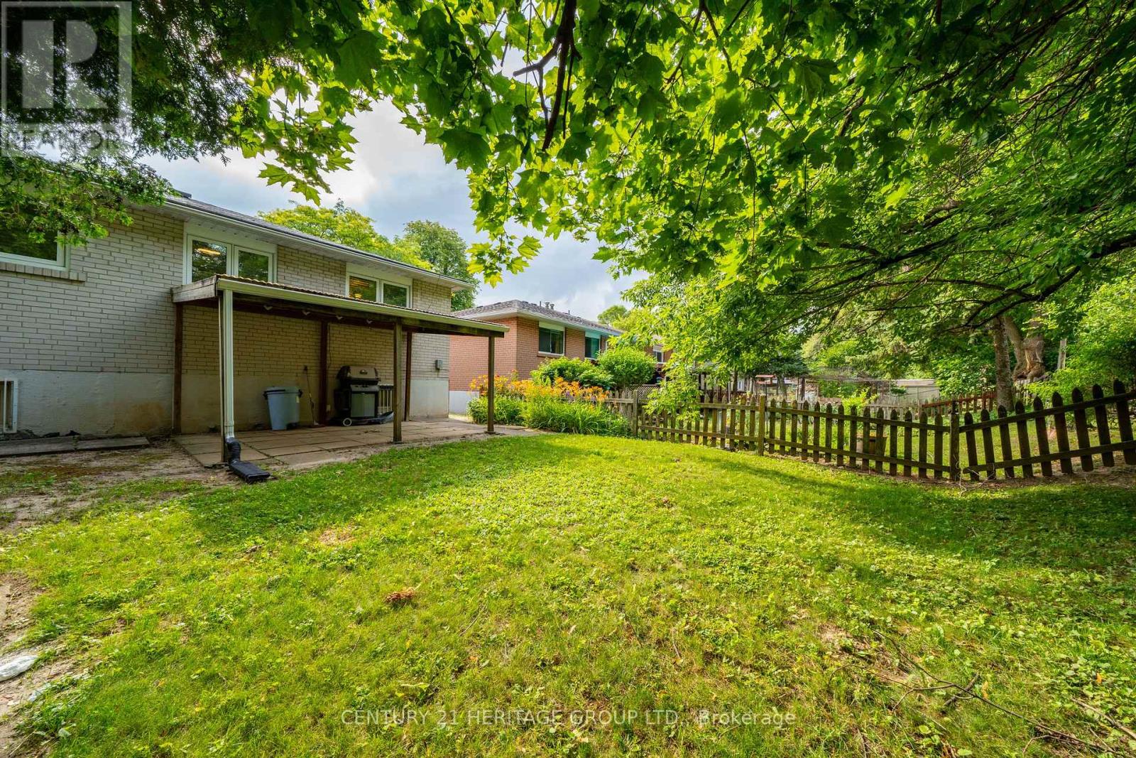33 Elise Terrace, Toronto, Ontario  M2R 2W9 - Photo 49 - C13558236
