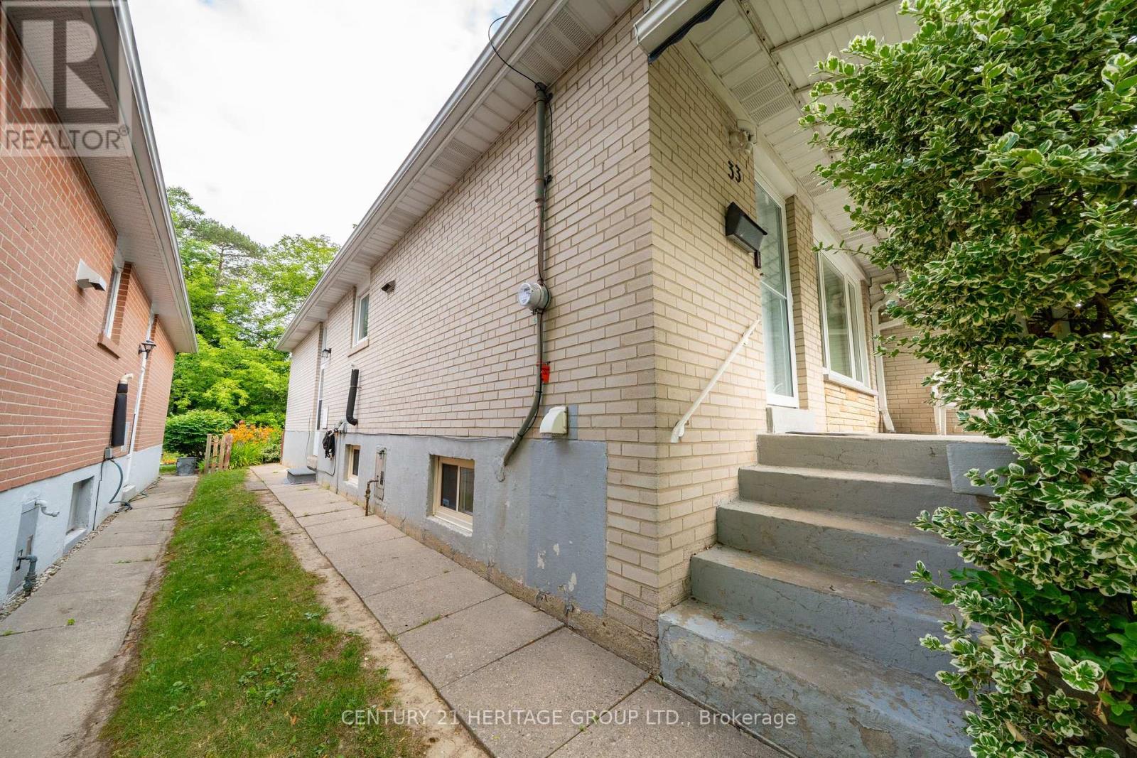 33 Elise Terrace, Toronto, Ontario  M2R 2W9 - Photo 6 - C13558236
