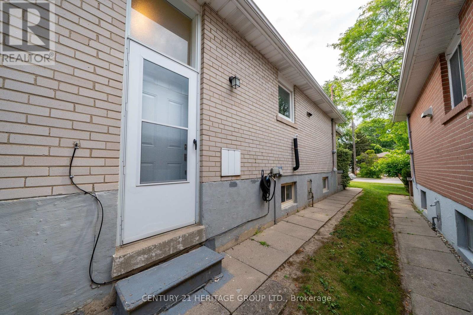 33 Elise Terrace, Toronto, Ontario  M2R 2W9 - Photo 8 - C13558236
