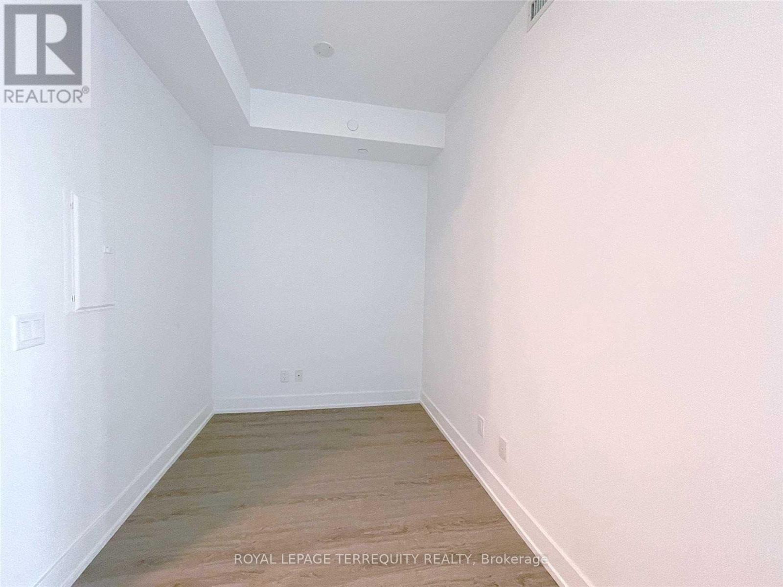 3409 - 7 Grenville Street, Toronto, Ontario  M4Y 0E9 - Photo 2 - C13558278