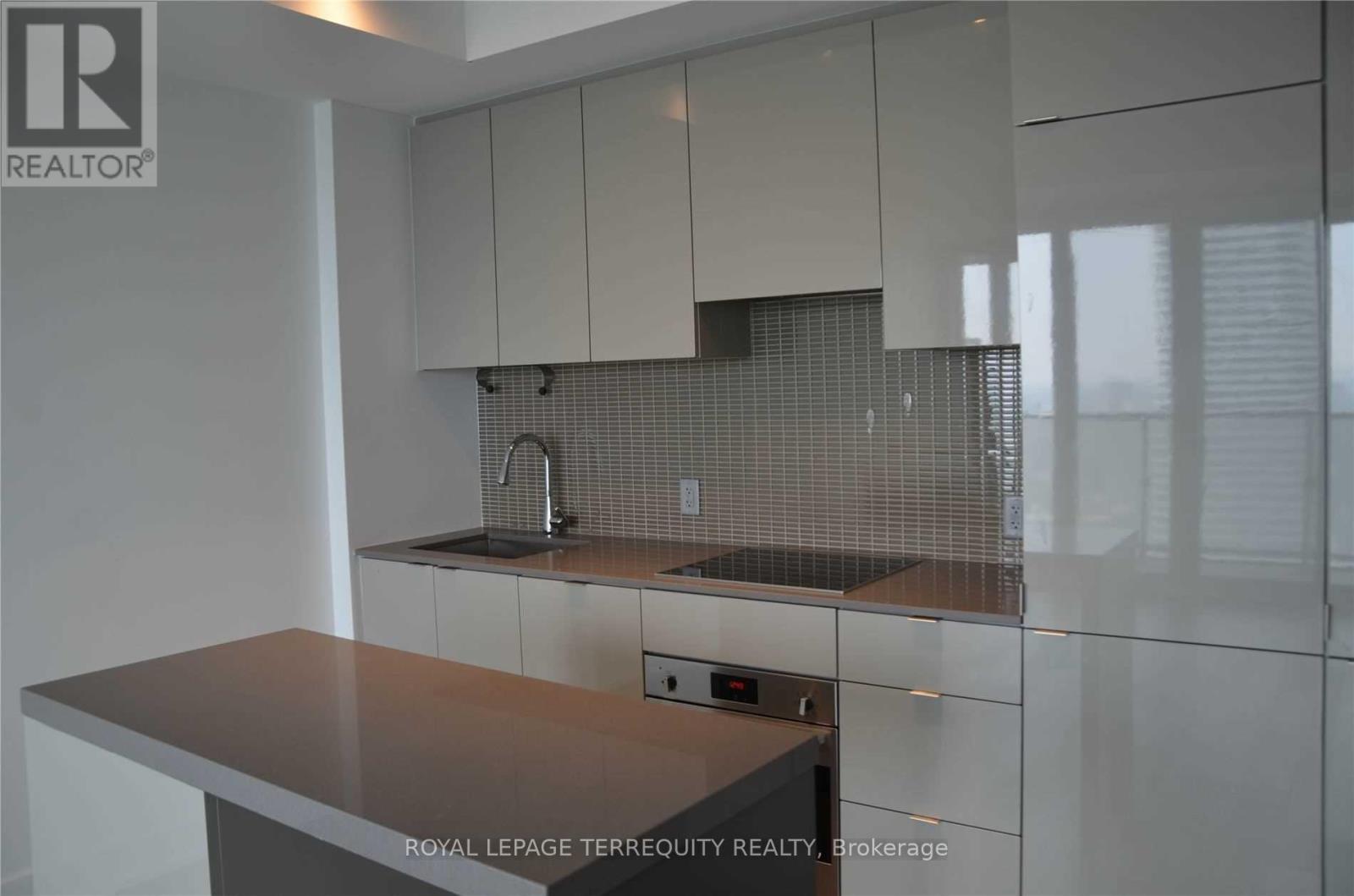 3409 - 7 Grenville Street, Toronto, Ontario  M4Y 0E9 - Photo 4 - C13558278