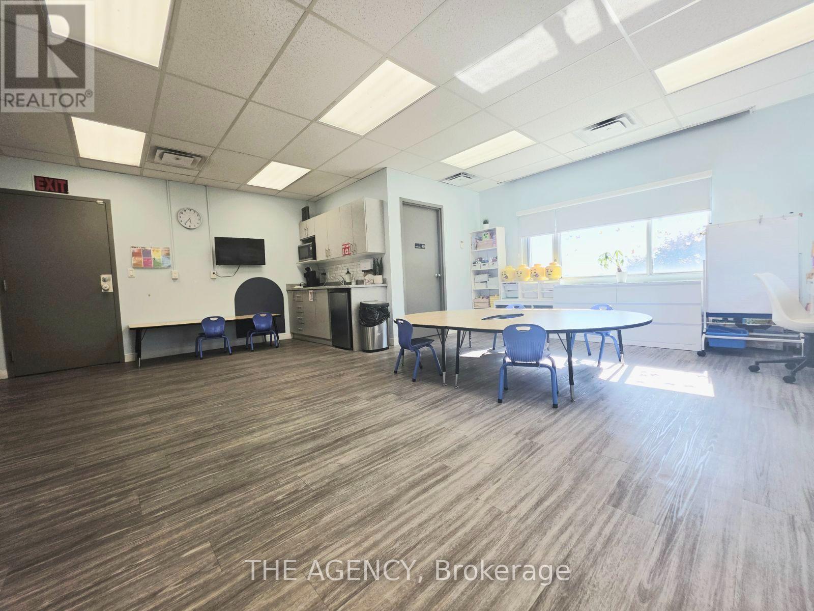 304 - 1200 Lawrence Avenue E, Toronto, Ontario  M3A 1C1 - Photo 6 - C13558344