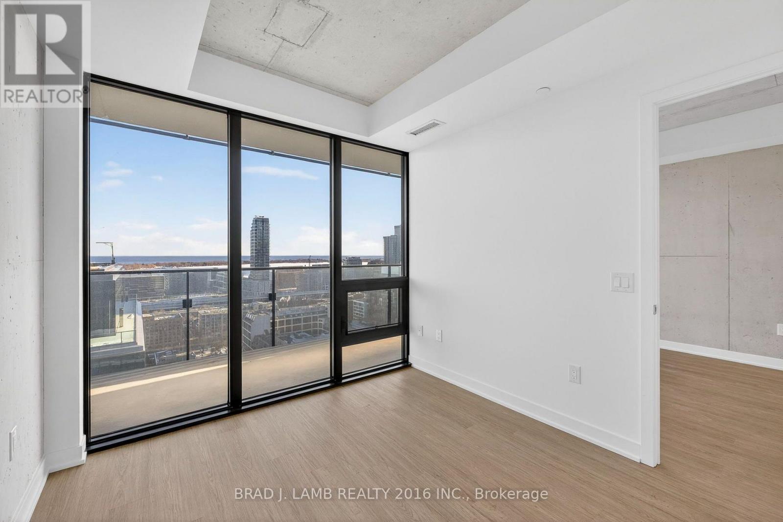 2503 - 284 KING STREET E