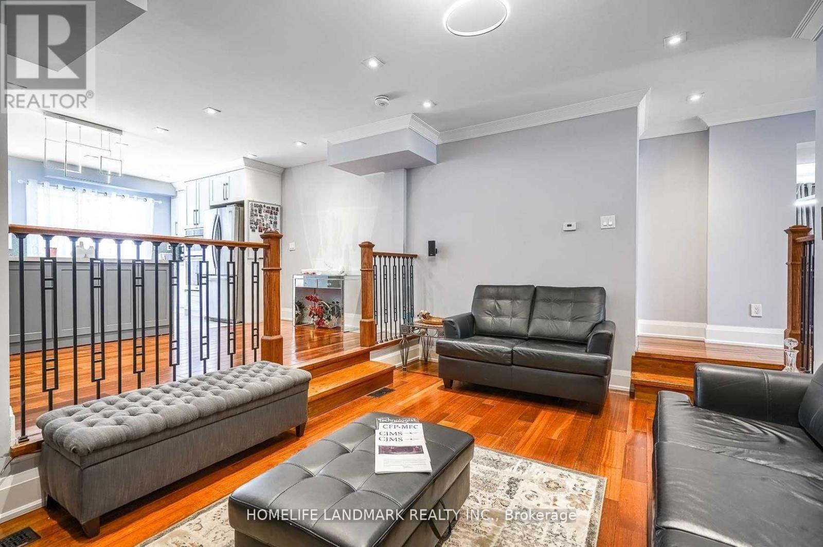 1703 Shadybrook Drive, Pickering, Ontario  L1V 3A3 - Photo 9 - E13558398