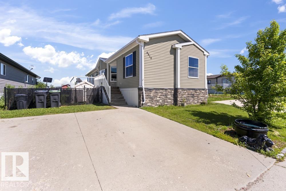 4510 Snowbird LN, Cold Lake, Alberta