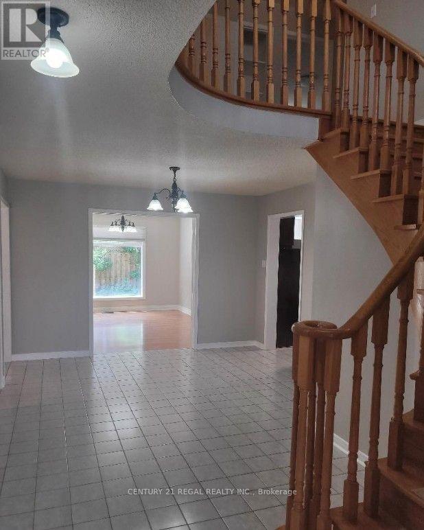 41 Keffer Circle, Newmarket, Ontario  L3X 1R7 - Photo 13 - N13558380