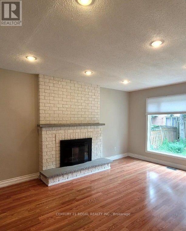 41 Keffer Circle, Newmarket, Ontario  L3X 1R7 - Photo 4 - N13558380