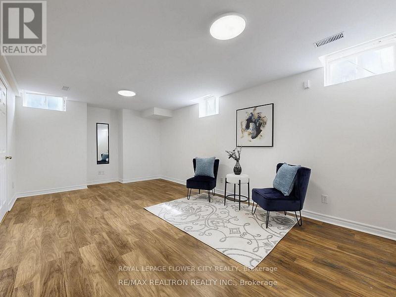 BASEMENT - 60 COLOMBO CRESCENT
