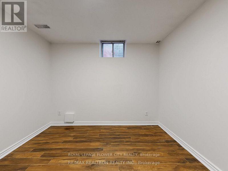 Basement - 60 Colombo Crescent, Vaughan, Ontario  L6A 0A3 - Photo 8 - N13558416