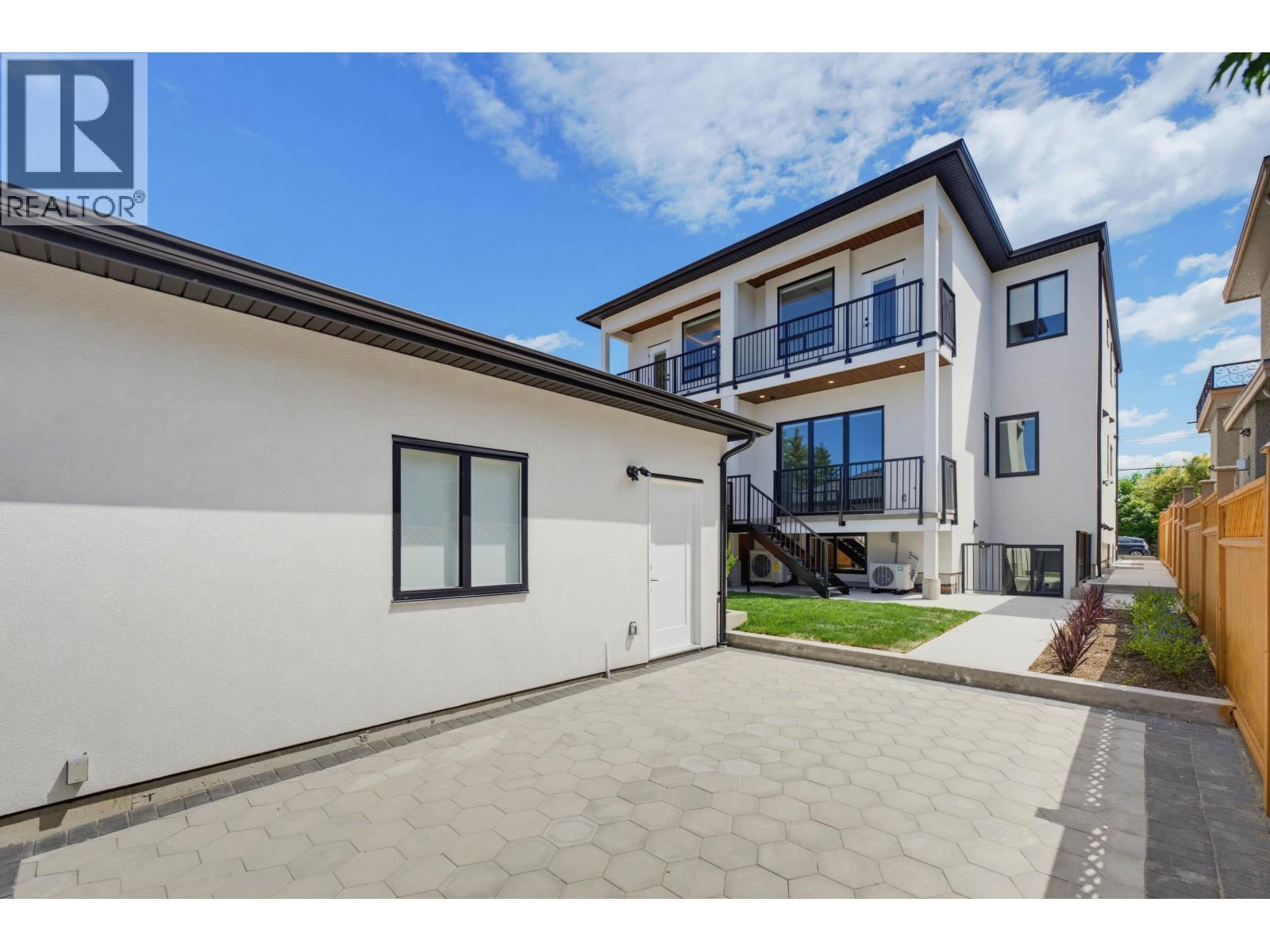 1 5137 Lorraine Avenue, Burnaby, British Columbia  V5G 2S3 - Photo 8 - R3145446