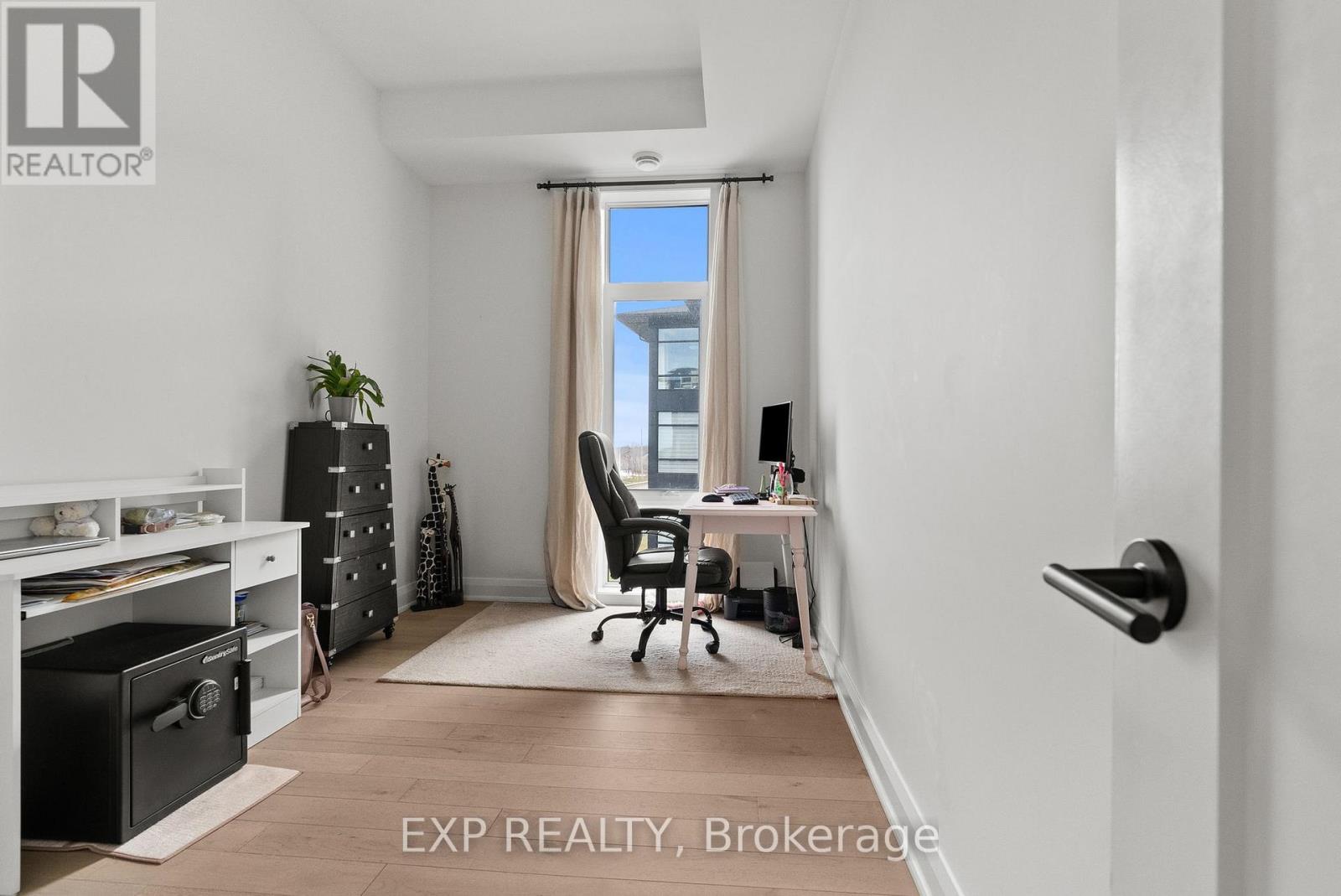 301 - 100 Cortile Private, Ottawa, Ontario K1V 2S8 - Photo 13 - X13558244