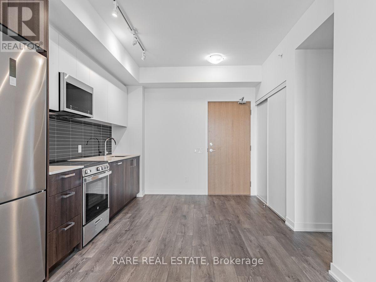 815 - 1787 St Clair Avenue W, Toronto, Ontario  M6N 0B7 - Photo 5 - W13558232