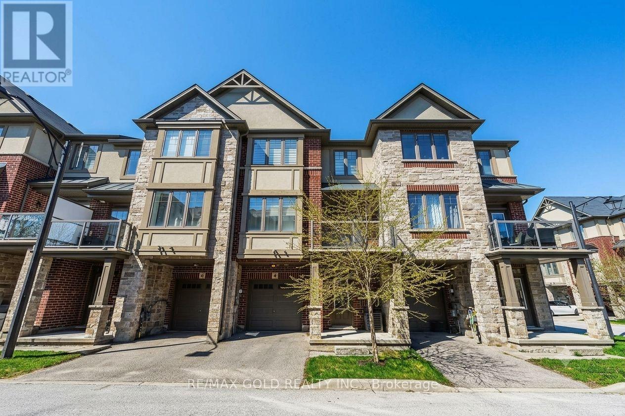 4 BIRD LANE, Hamilton (Meadowlands)
