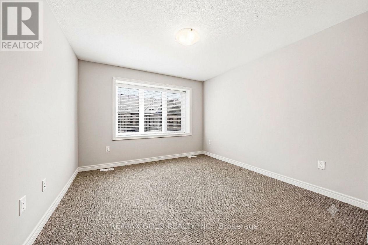 4 Bird Lane, Hamilton, Ontario  L9G 0G7 - Photo 13 - X13558306