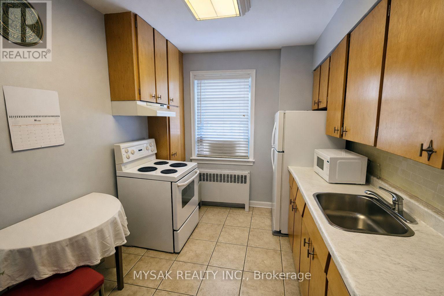 32-36 Welland Avenue, St. Catharines, Ontario  L2R 2M3 - Photo 10 - X13558406